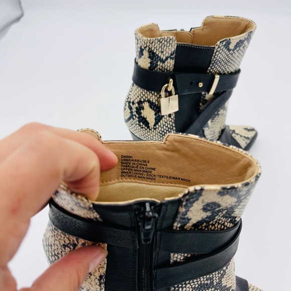 NEW SHOEDAZZLE FAUX SNAKE SPRINT LOCK MUTLI STRAP ABOVE ANKLE HEEL BOOTS - Picture 7 of 8